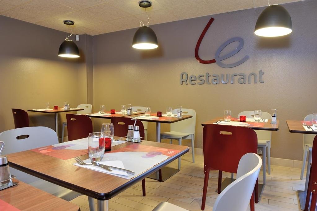 Kyriad Niort - La Creche Екстериор снимка