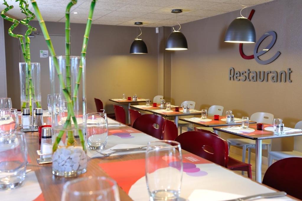 Kyriad Niort - La Creche Екстериор снимка