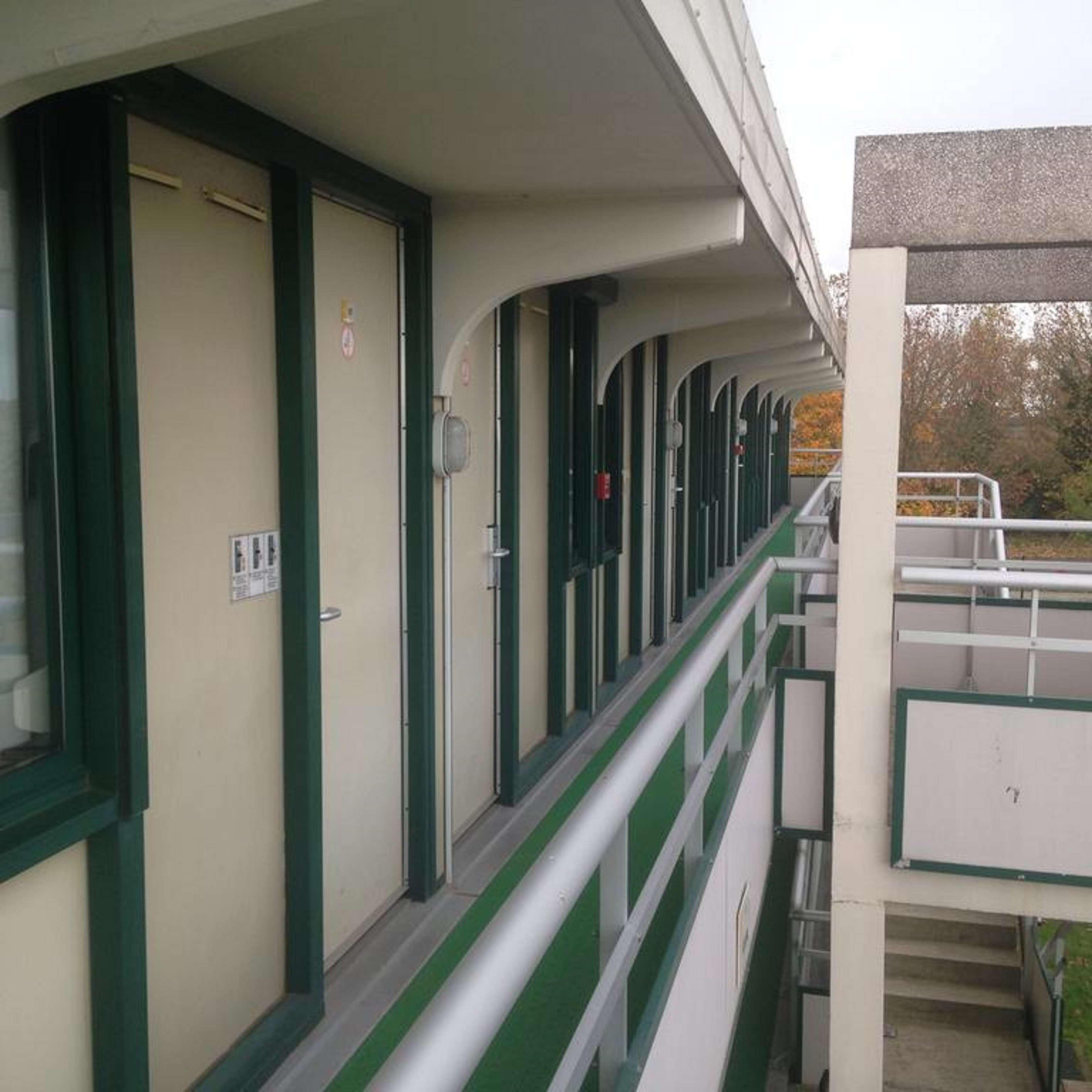 Kyriad Niort - La Creche Екстериор снимка